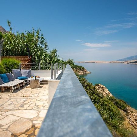 A White Cliffside Studio باغ المظهر الخارجي الصورة