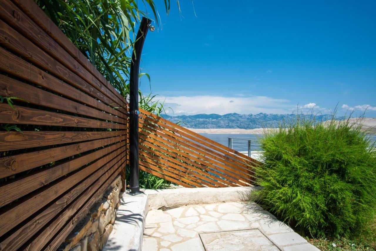 A White Cliffside Studio باغ المظهر الخارجي الصورة